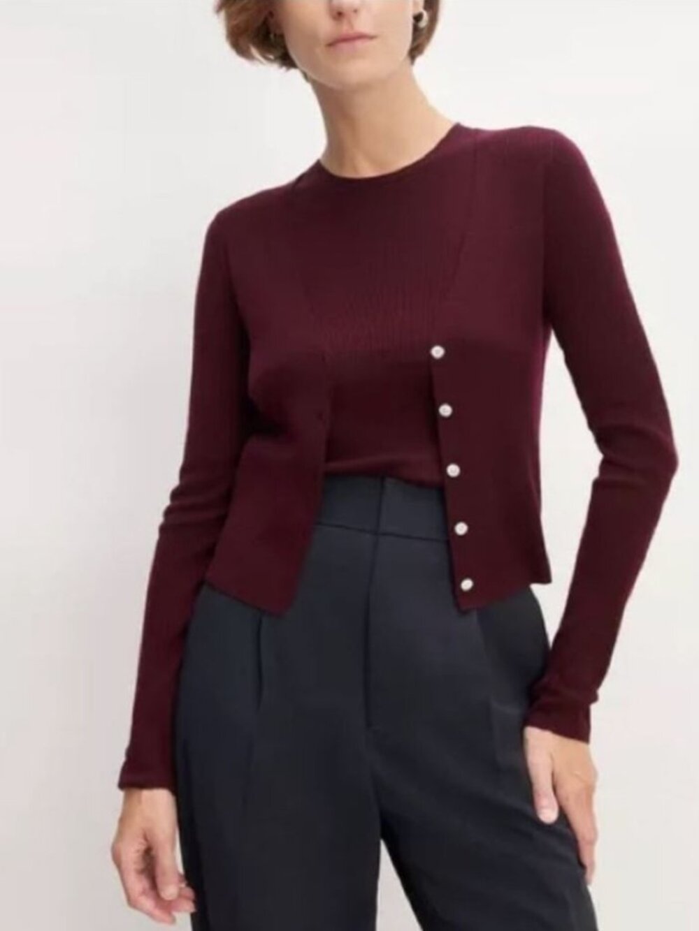 .. Everlane The Cardigan in Ultrasoft Merino, Burgundy (S)